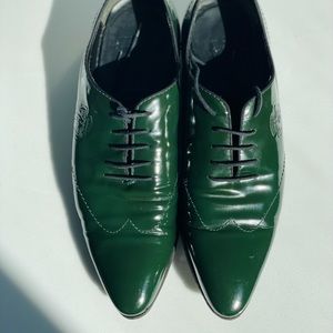 Gucci dark green lacquer men’s shoes